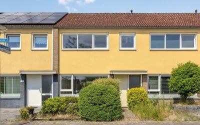 Tussenwoning te koop: Langelobrink 32, Wesselerbrink Zuid-Oost Enschede