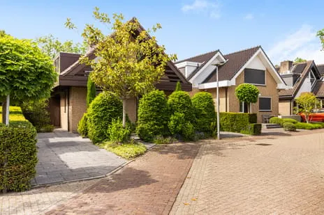 Twee-onder-één-kap te koop: Langengriend 14, Krommeweg-Zuid Hendrik-Ido-Ambacht