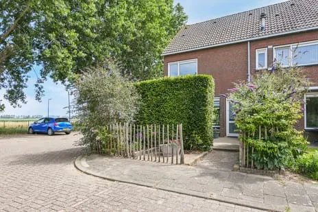Corner house for sale: Langerak 17, Abbenes Abbenes