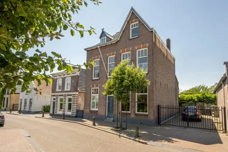 Vrijstaande woning te koop: Langestraat 11, 's-Gravendeel Woonkern 'S-Gravendeel