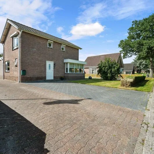 Koopwoning: Langestraat 215 in Klazienaveen - €475.000 - 132m²