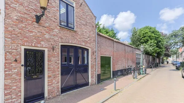 Twee-onder-één-kap te huur: Langestraat 4, Havenwijk-Zuid Leiden