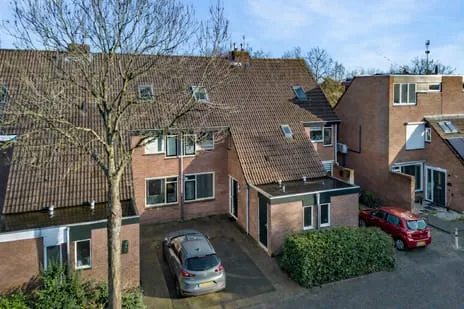 Tussenwoning te koop: Langetuin 194, Risdam-Noord - Buurt 21 00 Zwaag