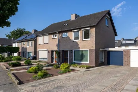 Hoekwoning te koop: Langeweg 57, West midden Venray