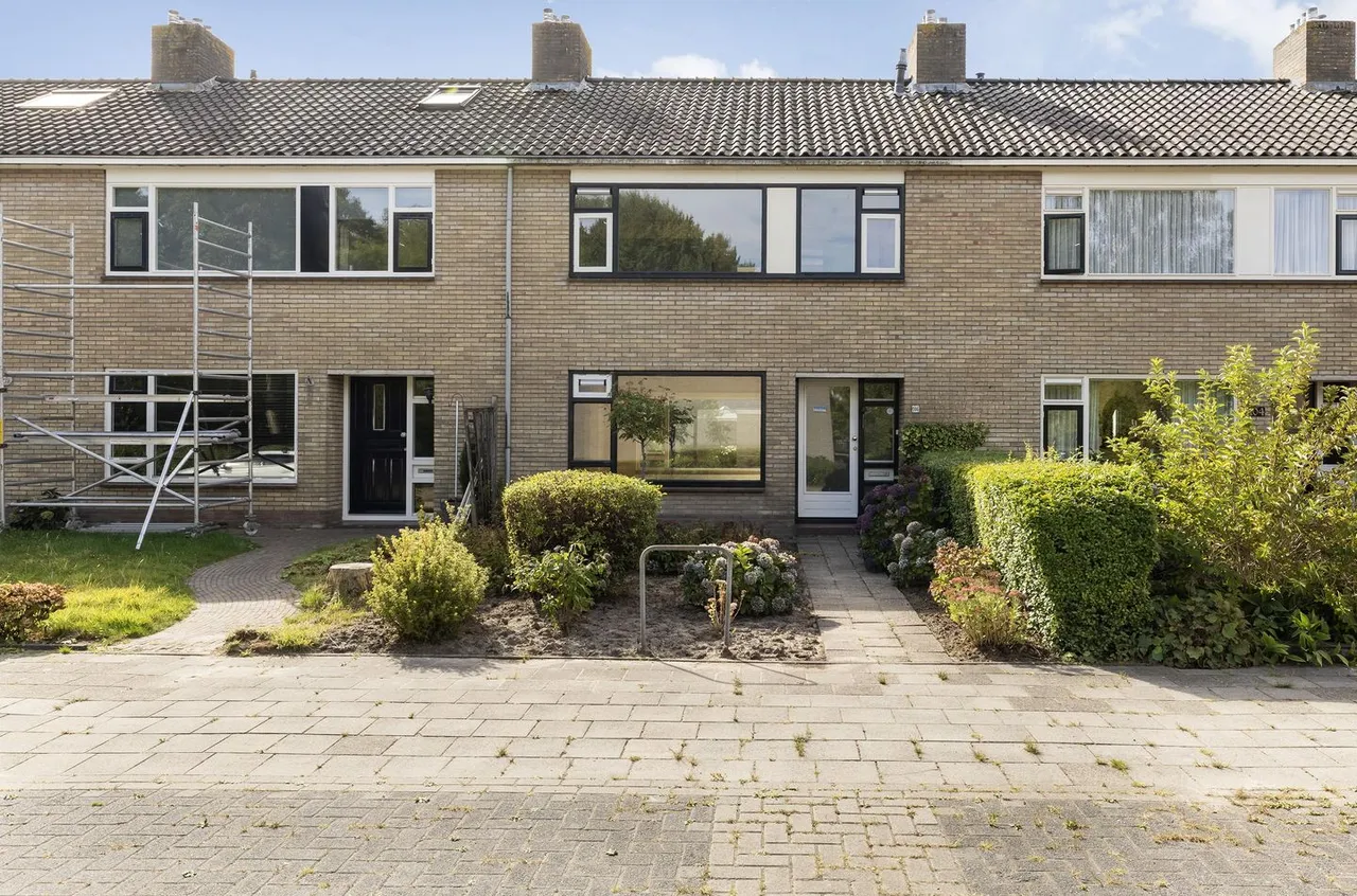 Tussenwoning te koop: Langewyk 106, Drachten
