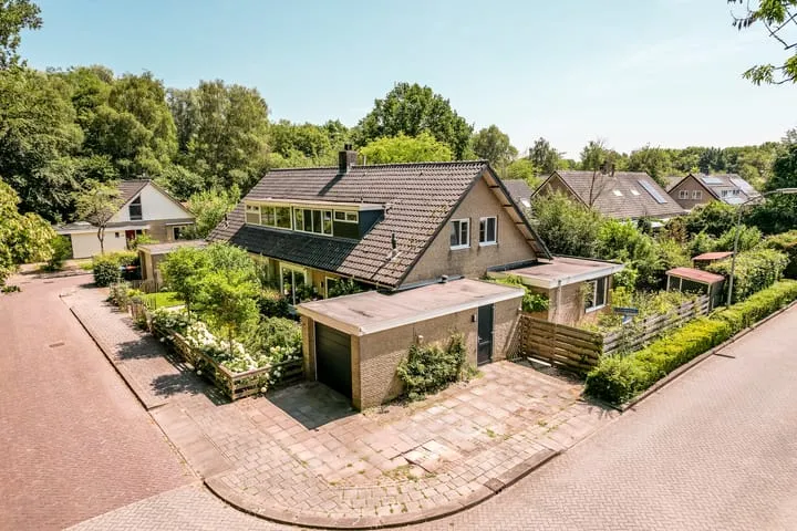 Twee-onder-één-kap te koop: Langezand 140, Langezand Lelystad