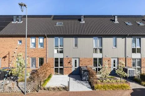 Tussenwoning te koop: Langhuis 8, Voorthuizen