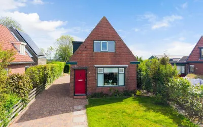 Vrijstaande woning te koop: Langhuisterweg 60, Buitengebied St.-Annaparochie St.-Annaparochie