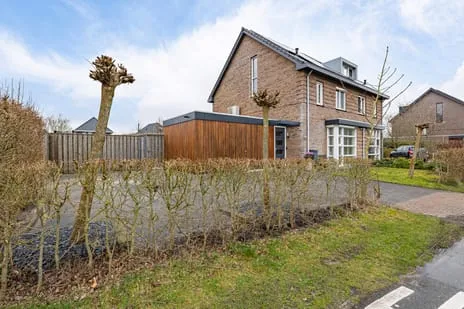 Twee-onder-één-kap te koop: Langs de erven 244, Meeroevers Meerstad