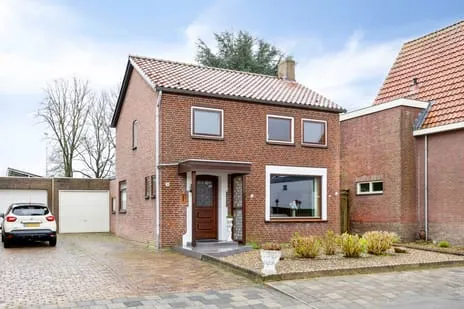 Vrijstaande woning te koop: Langstraat 105, Venray