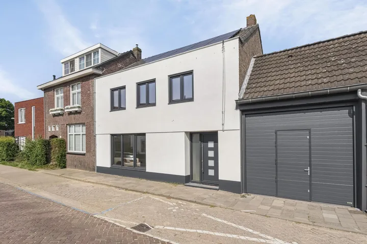 Tussenwoning te koop: Langstraat 18, Centrum Venray