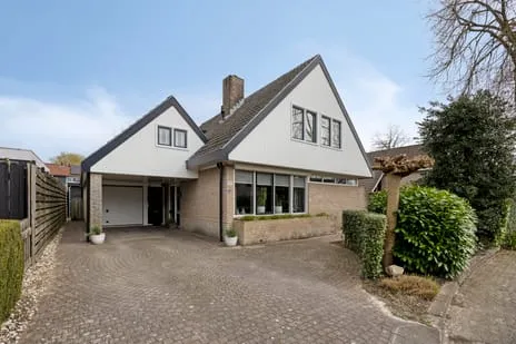 Vrijstaande woning te koop: Langstraat 49, De Landstreken Dronten