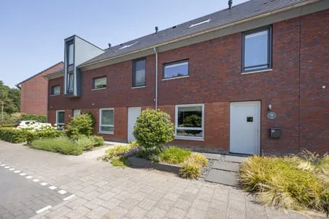 Terraced house for sale: Langstraat 51, De Streek Etten-Leur