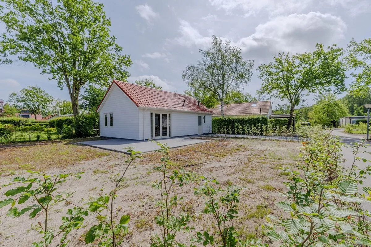 Vrijstaande woning te koop: Langwarderdyk 16-0098, Sint Nicolaasga