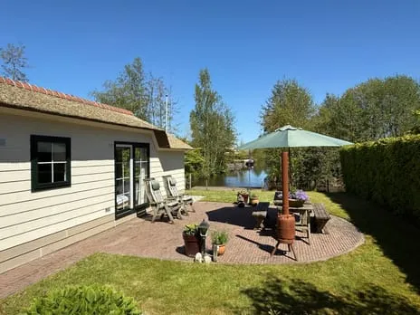 Vrijstaande woning te koop: Langwarderdyk 6-0017, Sint Nicolaasga