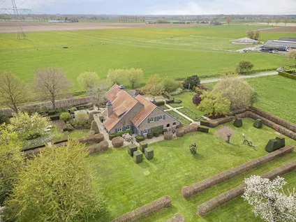 Vrijstaande woning te koop: Lanterdijk 49, Roosteren