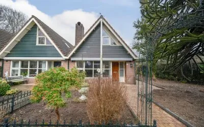 Hoekwoning te koop: Larikshof 8, Putten-Noord Putten