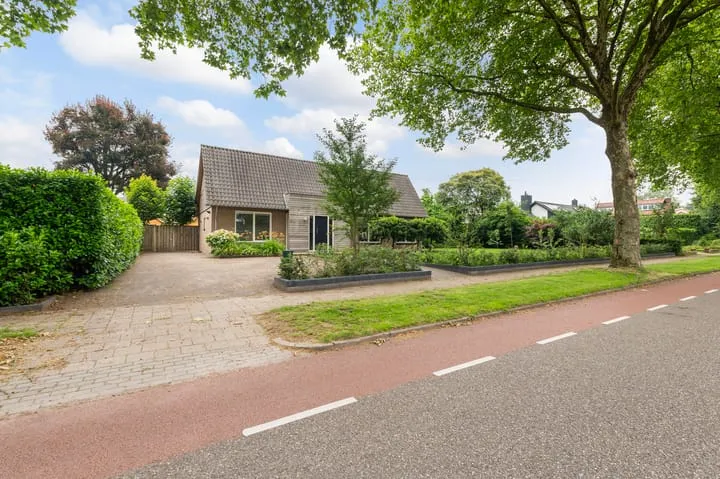 Detached house for sale: Lariksweg 3, D'n Esch Eibergen