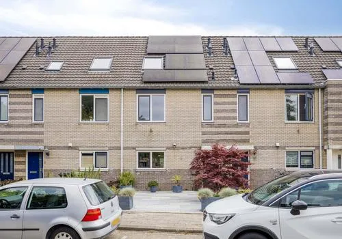 Tussenwoning te koop: Larikszoom 44, Rokkeveen-West Zoetermeer