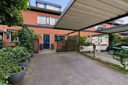 Tussenwoning te koop: Lastdragerstraat 18, Oostvaardersbuurt Oost Almere