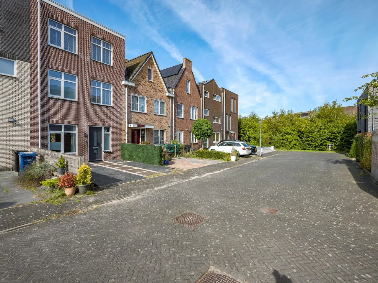 Tussenwoning te koop: Latijnzeil 50, Almere