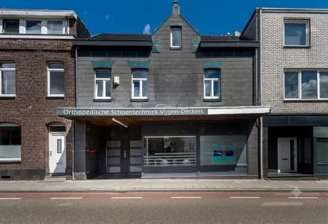 Tussenwoning te koop: Laurastraat 42, Eygelshoven-Kom Eygelshoven