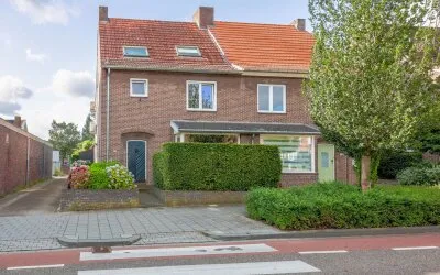 Twee-onder-één-kap te koop: Laurastraat 97, Hopel Eygelshoven