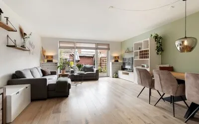 Hoekwoning te koop: Laurens van Kuikstraat 1, Nesselande Rotterdam