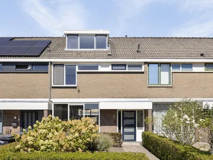 Tussenwoning te koop: Laurierhof 3, Noord 3 Etten-Leur