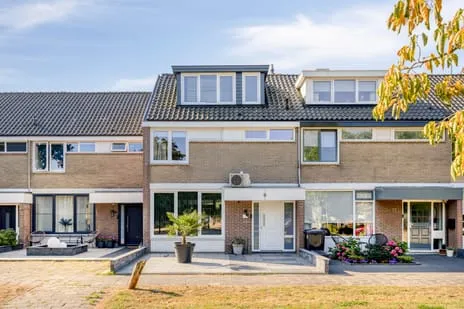 Tussenwoning te koop: Laurierhof 75, Noord 3 Etten-Leur
