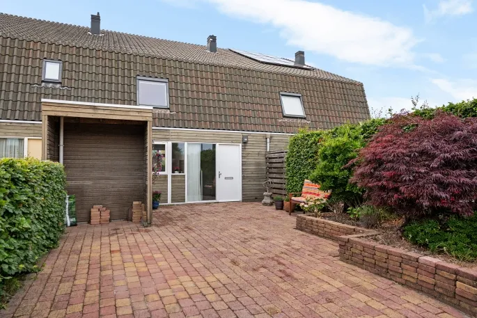 Tussenwoning te koop: Laurierpark 110, Kloostertuinen Assen