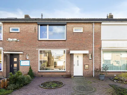 Tussenwoning te koop: Laurierstraat 17, Sint-Michielsgestel