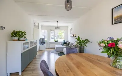 Tussenwoning te koop: Laurierstraat 38, Bloemenbuurt Groningen