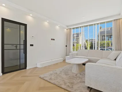 Tussenwoning te koop: Laurierstraat 53, Dubbeldam-Noord Dordrecht