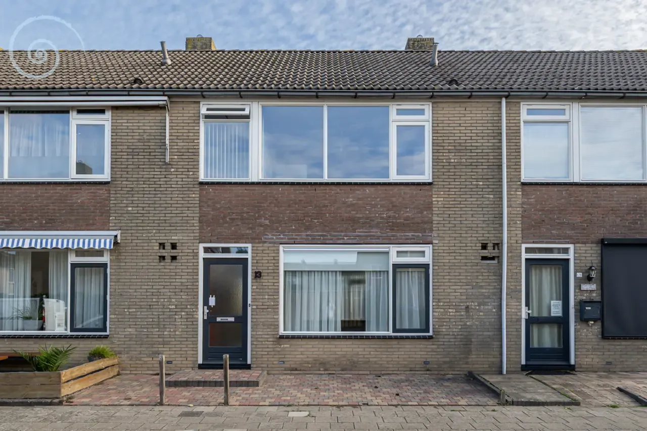 Tussenwoning te koop: Lauwerijnstraat 13, Nieuwe-Tonge