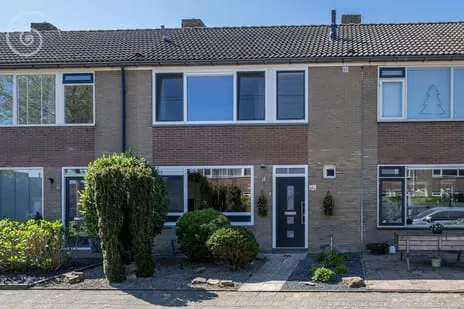 Tussenwoning te koop: Lauwerijnstraat 16, Nieuwe-Tonge woonkern Nieuwe-Tonge