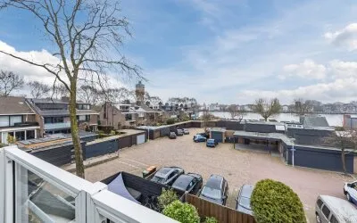 Tussenwoning te koop: Lauwers 45, Veerplein - Oostkeetshaven Zwijndrecht
