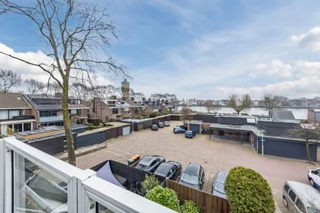Tussenwoning te koop: Lauwers 45, Veerplein - Oostkeetshaven Zwijndrecht