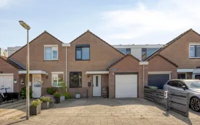 Terraced house for sale: Lauwersmeer 8, Purmer-Zuid/Noord Purmerend
