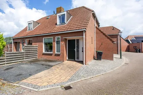 Twee-onder-één-kap te koop: Lauwersstraat 6, Zoutkamp Zoutkamp