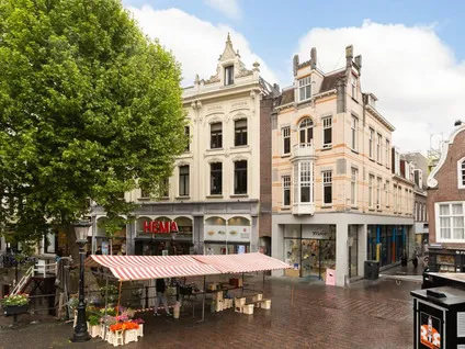 Appartement te huur: Lauwersteeg 5, Lange Elisabethstraat, Mariaplaats en omgeving Utrecht