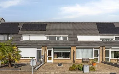 Tussenwoning te koop: Lavadijk 59, Kortendijk L Roosendaal