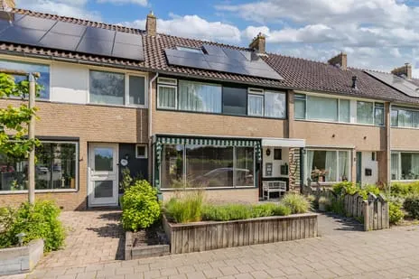 Tussenwoning te koop: Lavermanstraat 60, De Singels west Drachten
