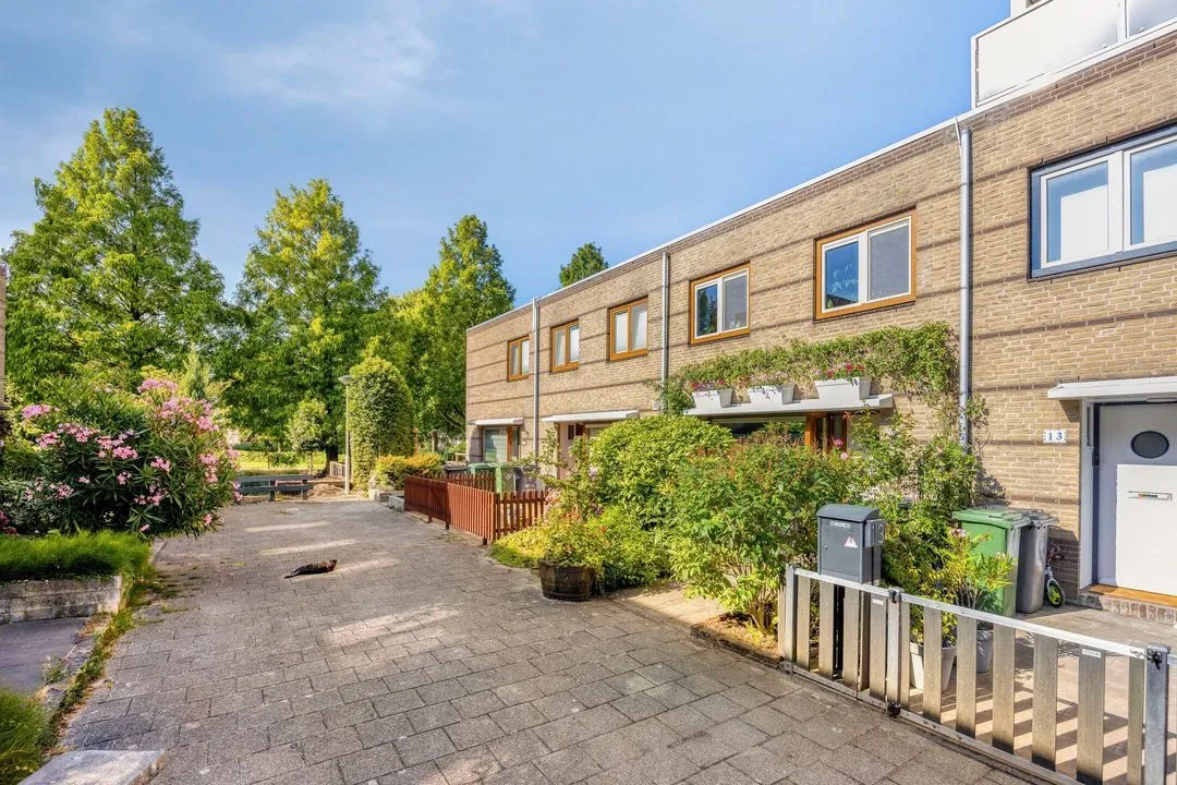 Tussenwoning te koop: Le Corbusierlijn 15, Zoetermeer