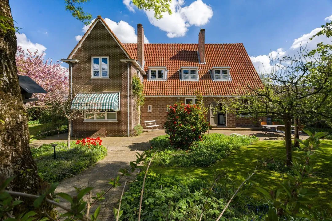 Vrijstaande woning te koop: Lede 37, Rotterdam