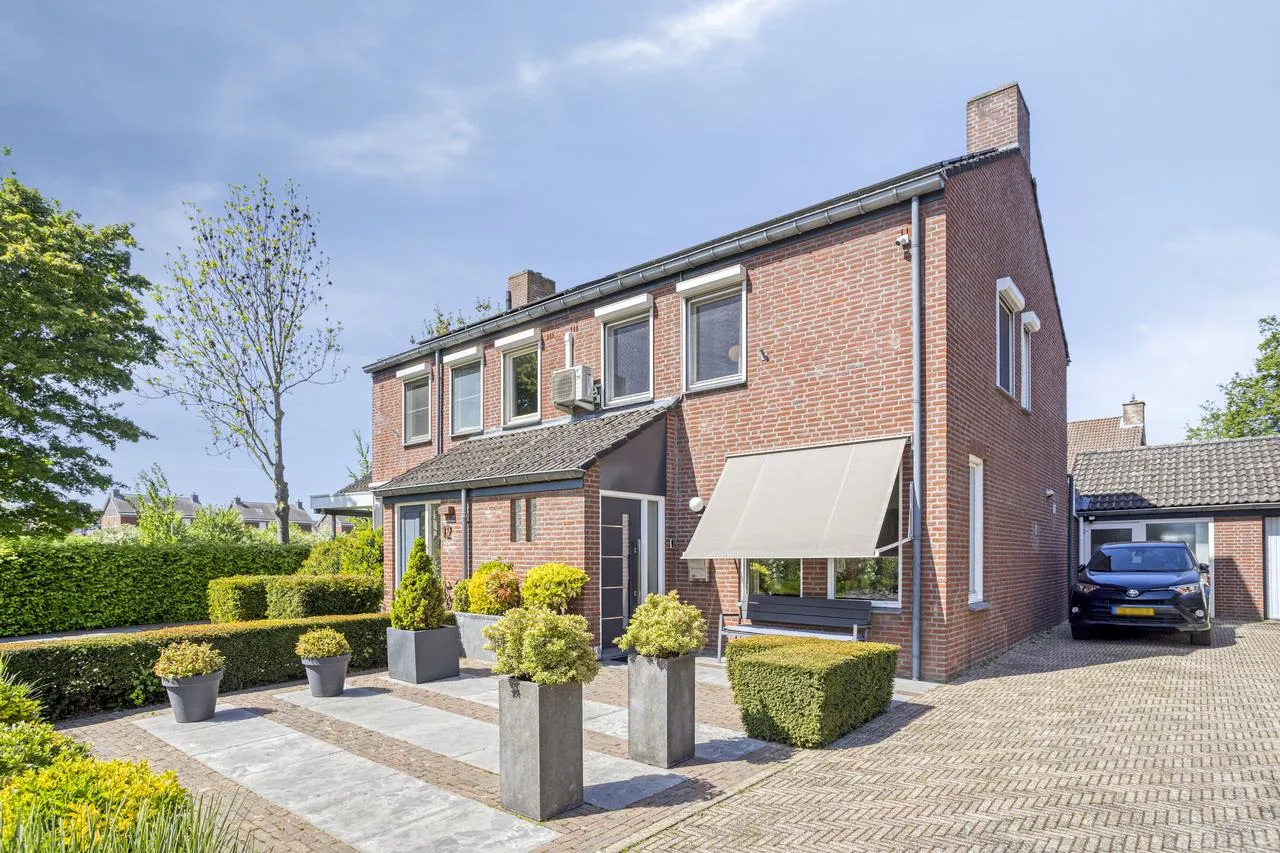 Twee-onder-één-kap te koop: Leeg Bemden 10, Herten