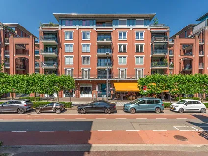 Apartment for sale: Leeghwaterlaan 71, Paleiskwartier 'S-Hertogenbosch