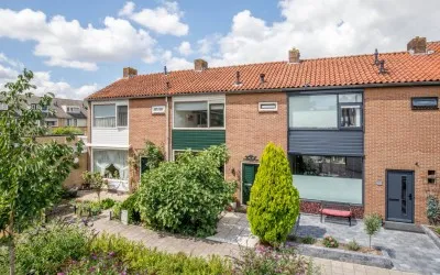 Tussenwoning te koop: Leeghwaterstraat 15, Dorrestein-Zuid Nieuwerkerk Aan Den Ijssel