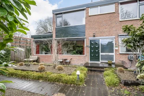 Hoekwoning te koop: Leeghwaterstraat 38, Lage Weide Vlaardingen