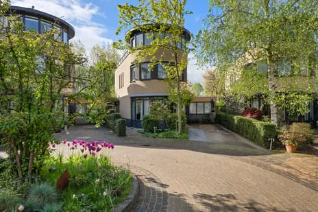 Detached house for sale: Leeghwaterweg 10, Oosteindsche Ackers Bergschenhoek